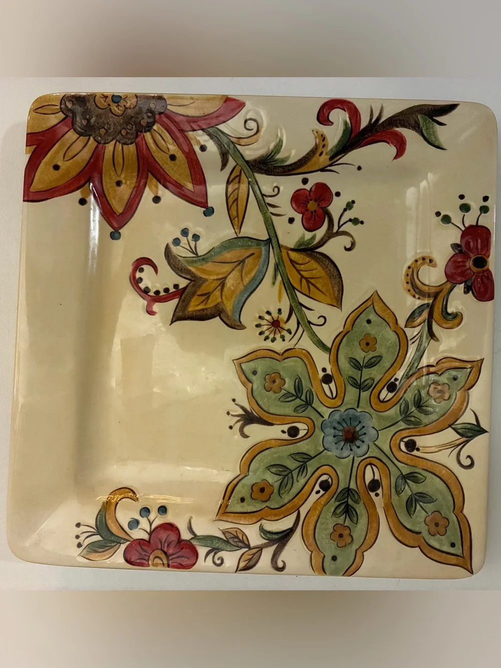 Pier 1 Imports Carynthum Square Dinner Plate 10.75